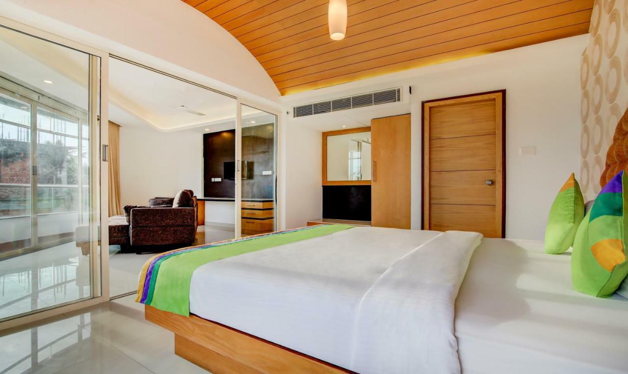 Cilantro By The Sea Hotel Thiruvananthapuram Exterior photo